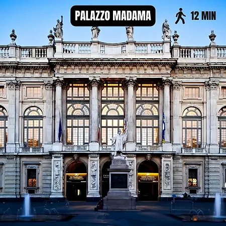 Piazza Vittorio Veneto 10 Parcheggio Incluso *