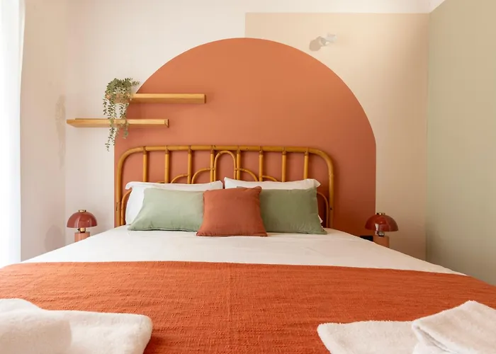 Piazza Vittorio Veneto 10 Parcheggio Incluso *