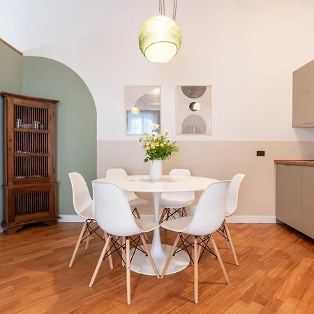 Piazza Vittorio Veneto 10 Parcheggio Incluso Διαμέρισμα *